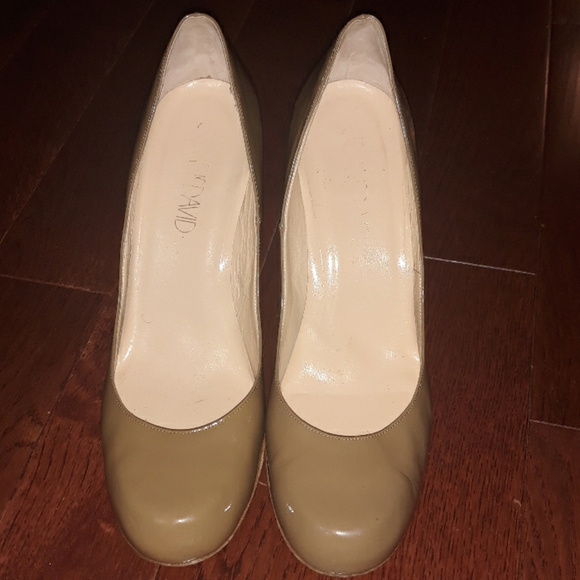 Joan & David Deep Tan/Camel Patent Leather Pumps Sz 10 - Picture 2 of 5